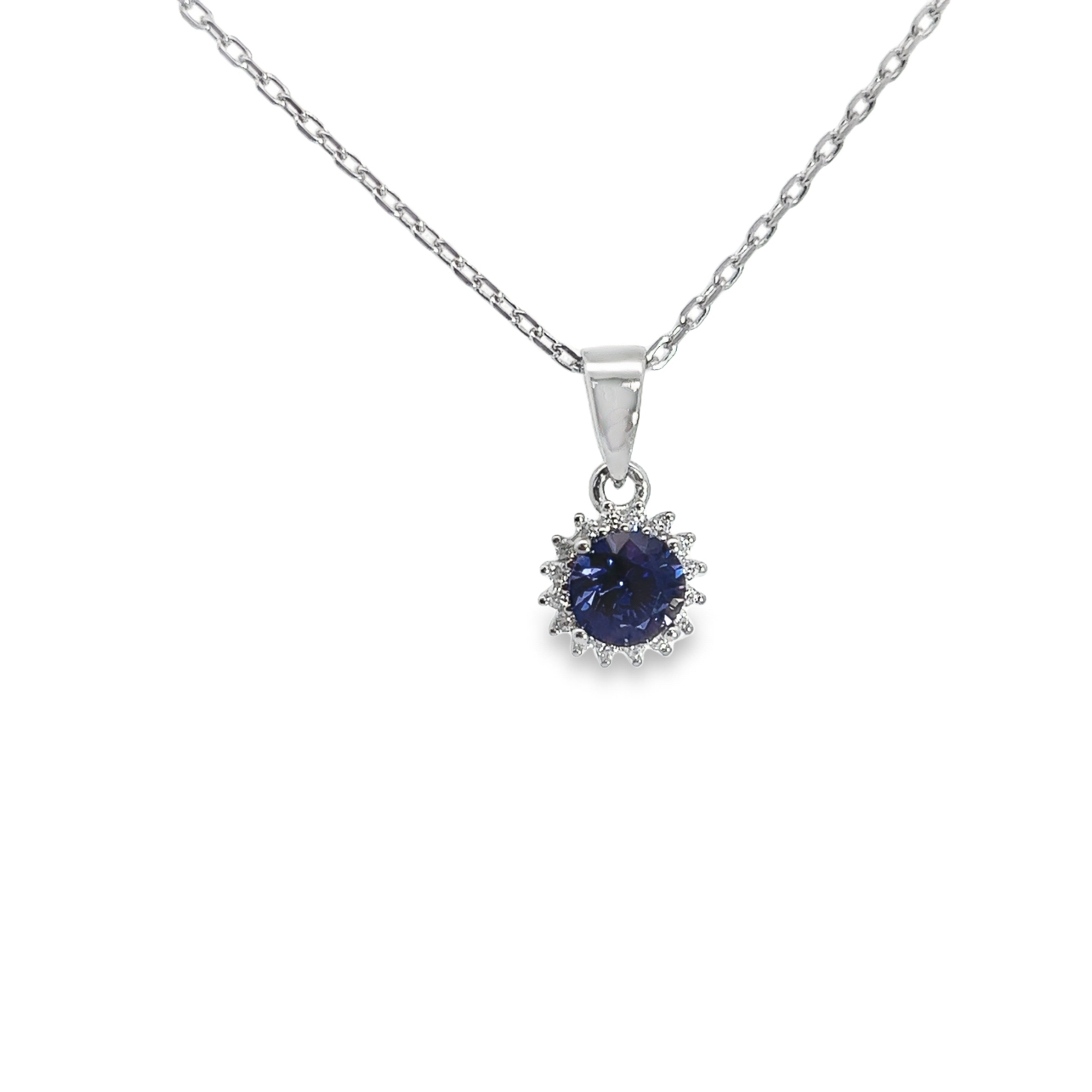 СРЕБЪРНО КОЛИЕ СЪС СЪЗДАДЕНИ ДИАМАНТИ И САПФИР - SKY DIAMOND
