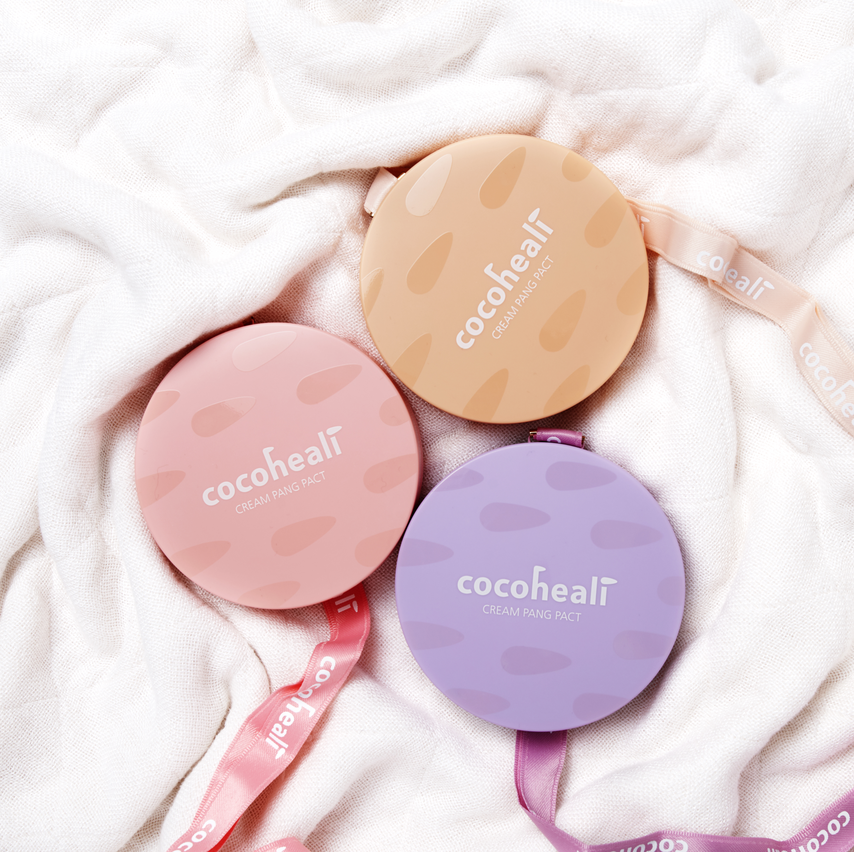 Cocoheili Cream Pang Pact (Love Pink) е иновативен детски хидратиращ крем